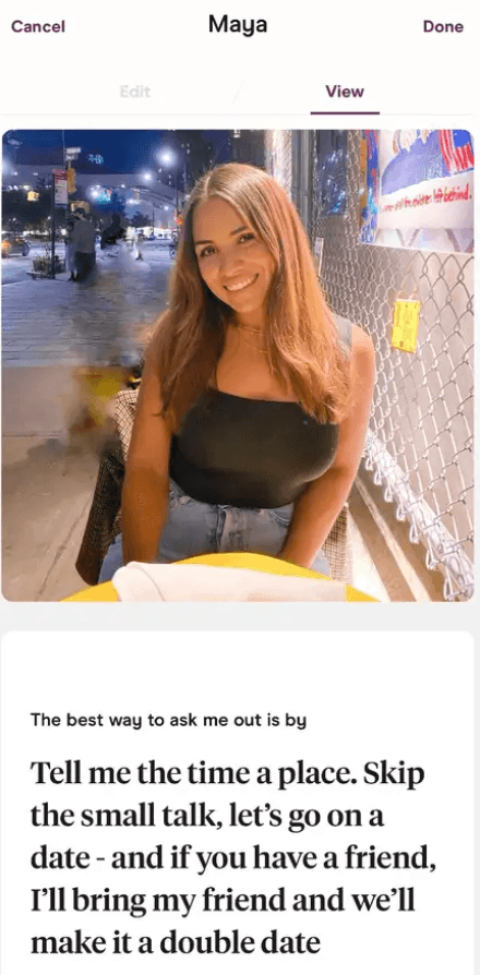 Hinge profile solo photo and prompt answer